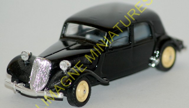 M22 187 SOLIDO CITROEN TRACTION AVANT 15 SIX M22 187